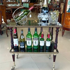 โต๊ะวางโทรทัศน์วินเทจมือสองฝรั่งเศส