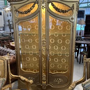 ตู้โชว์สไตล์หลุยส์ที่16มือสองฝรั่งเศส