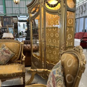 ตู้โชว์สไตล์หลุยส์ที่16มือสองฝรั่งเศส