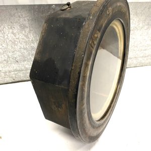  ตู้นาฬิกาดัดแปลงเป็นชั้นโชว์กลม